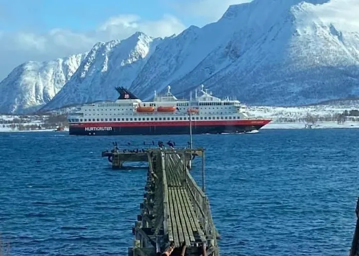 Og As * Sortland